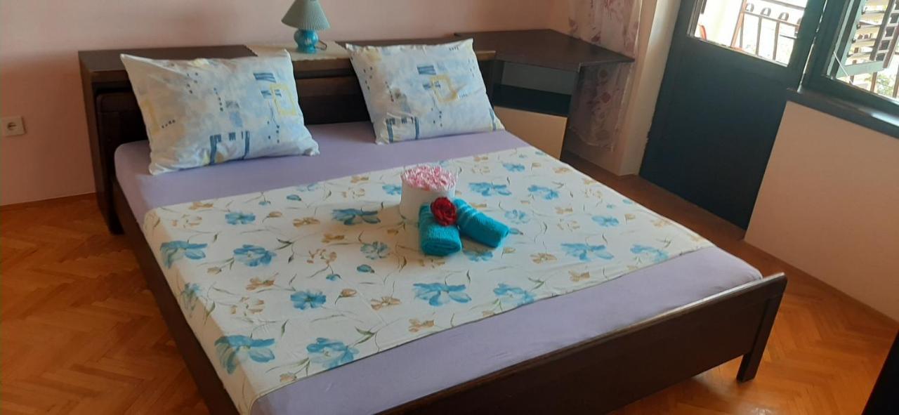 Apartamento Marin I Vinka Trogir Exterior foto