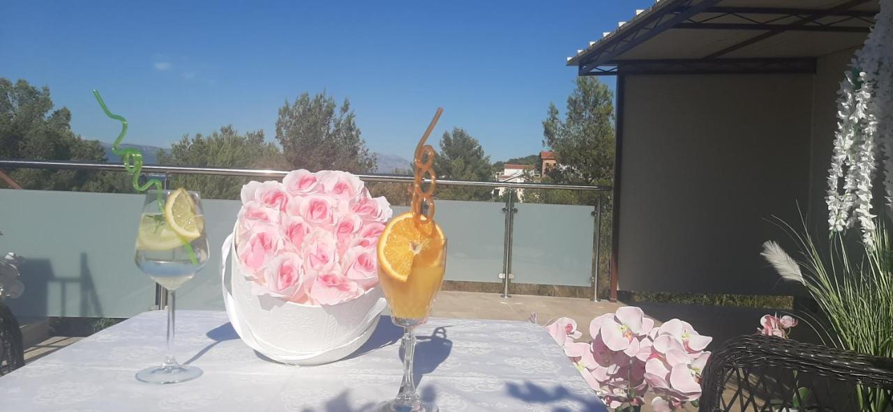 Apartamento Marin I Vinka Trogir Exterior foto